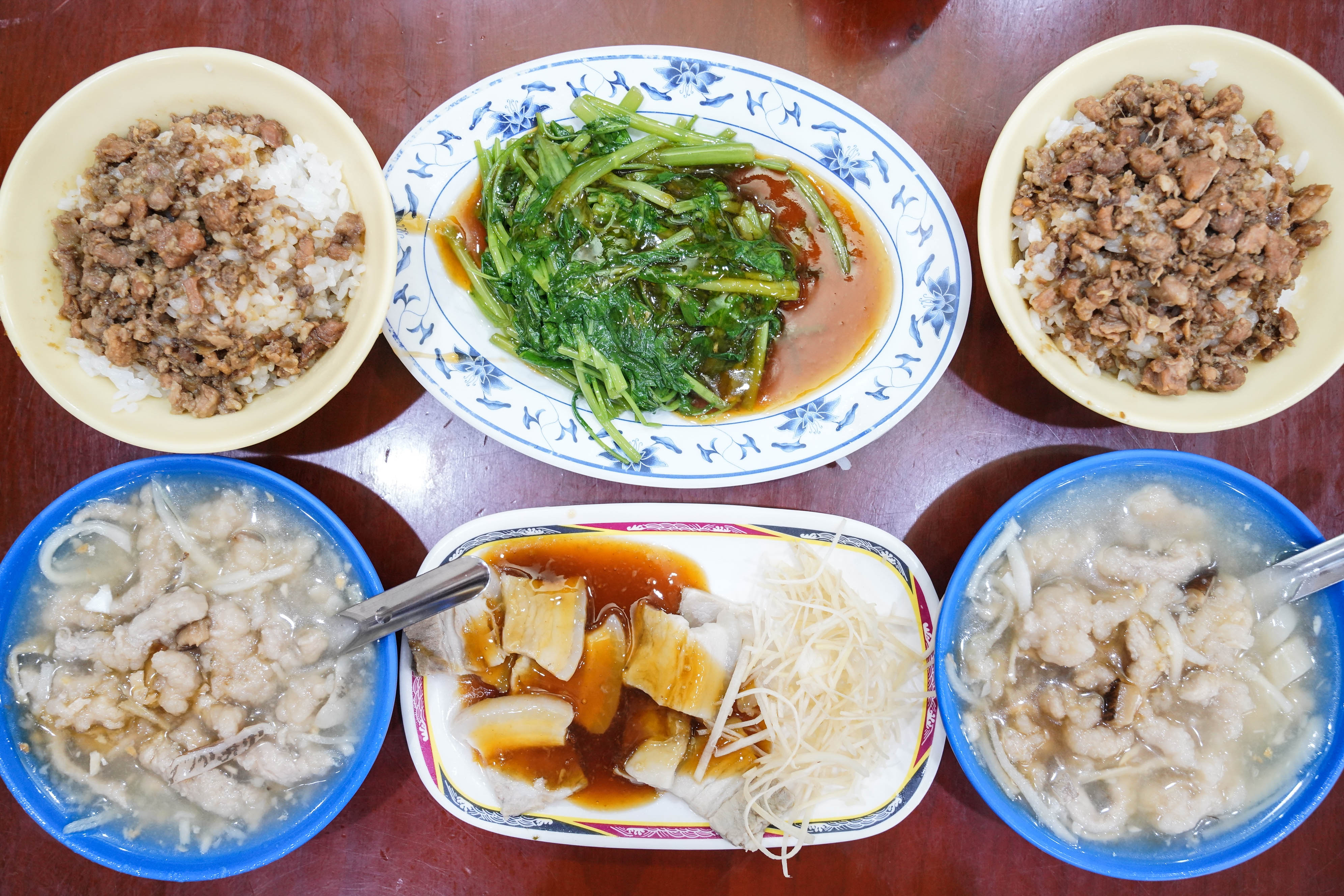 台北美食 三元號 龍緣 滷肉飯 台北小吃 重慶北路 圓環